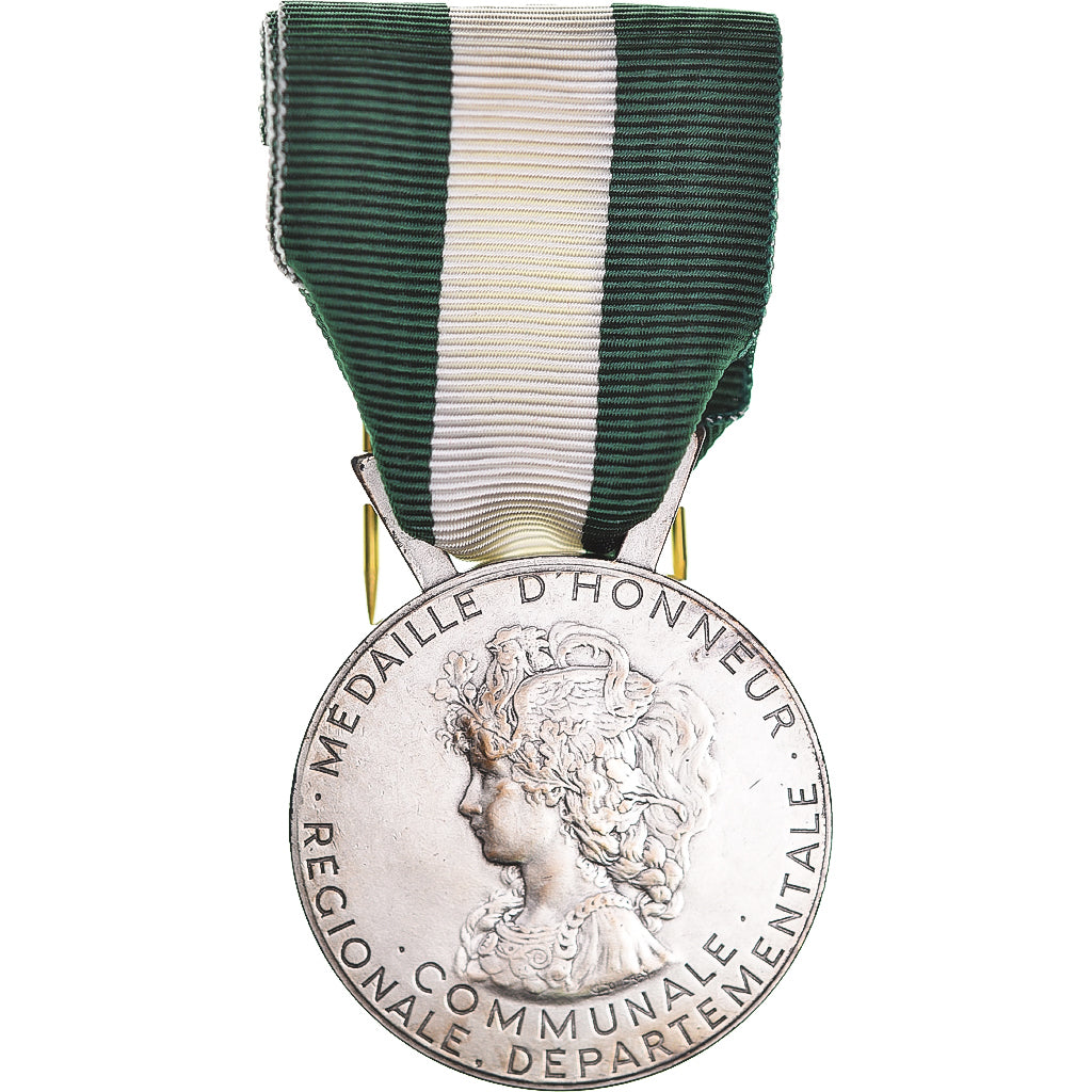France, Médaille d'honneur communale, régionale et départementale, Politics