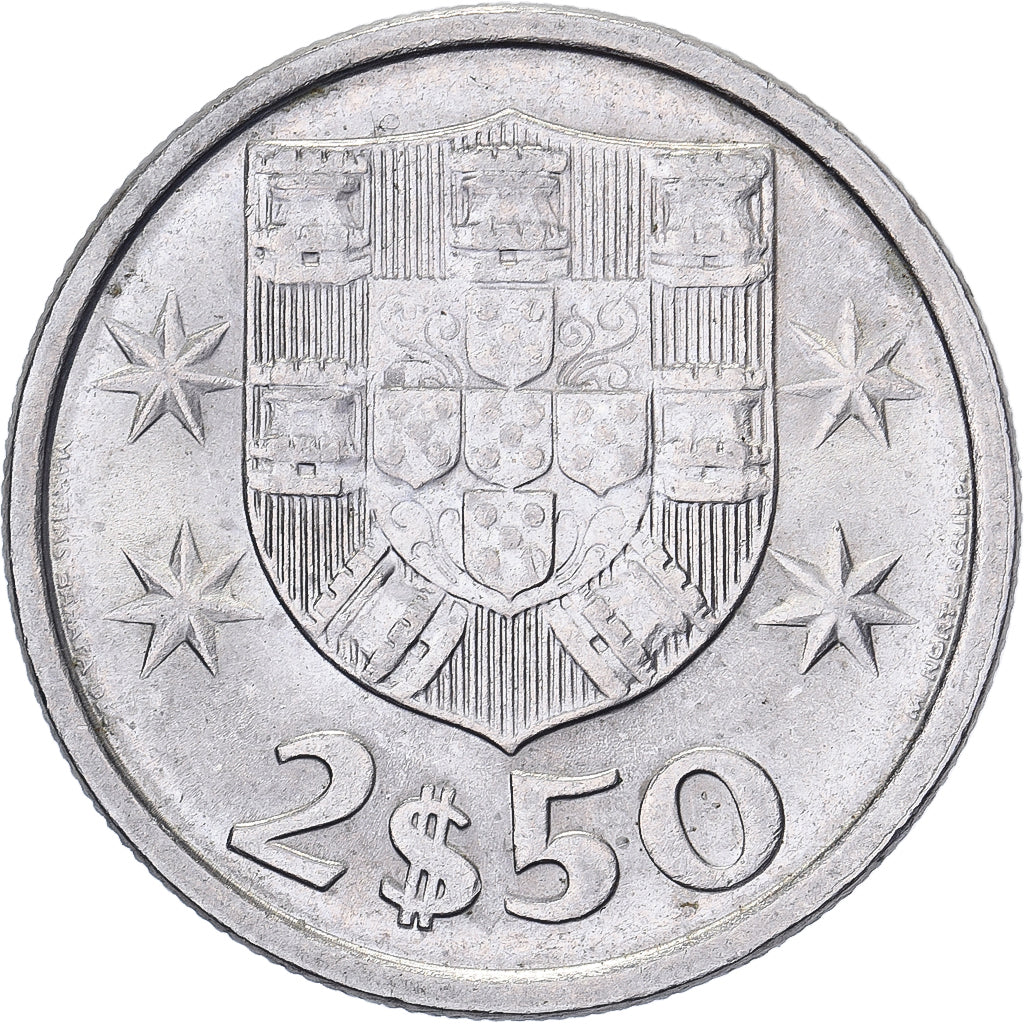 Portugal, 2-1/2 Escudos, 1984, Copper-nickel, AU(55-58), KM:590