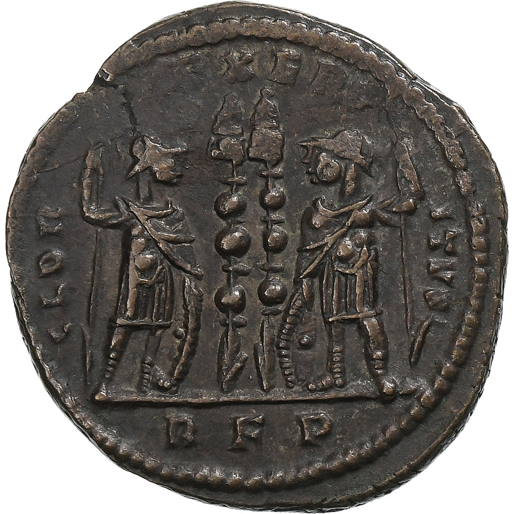 Constantine I, Follis, 330, Rome, Bronze, AU(50-53), RIC:327