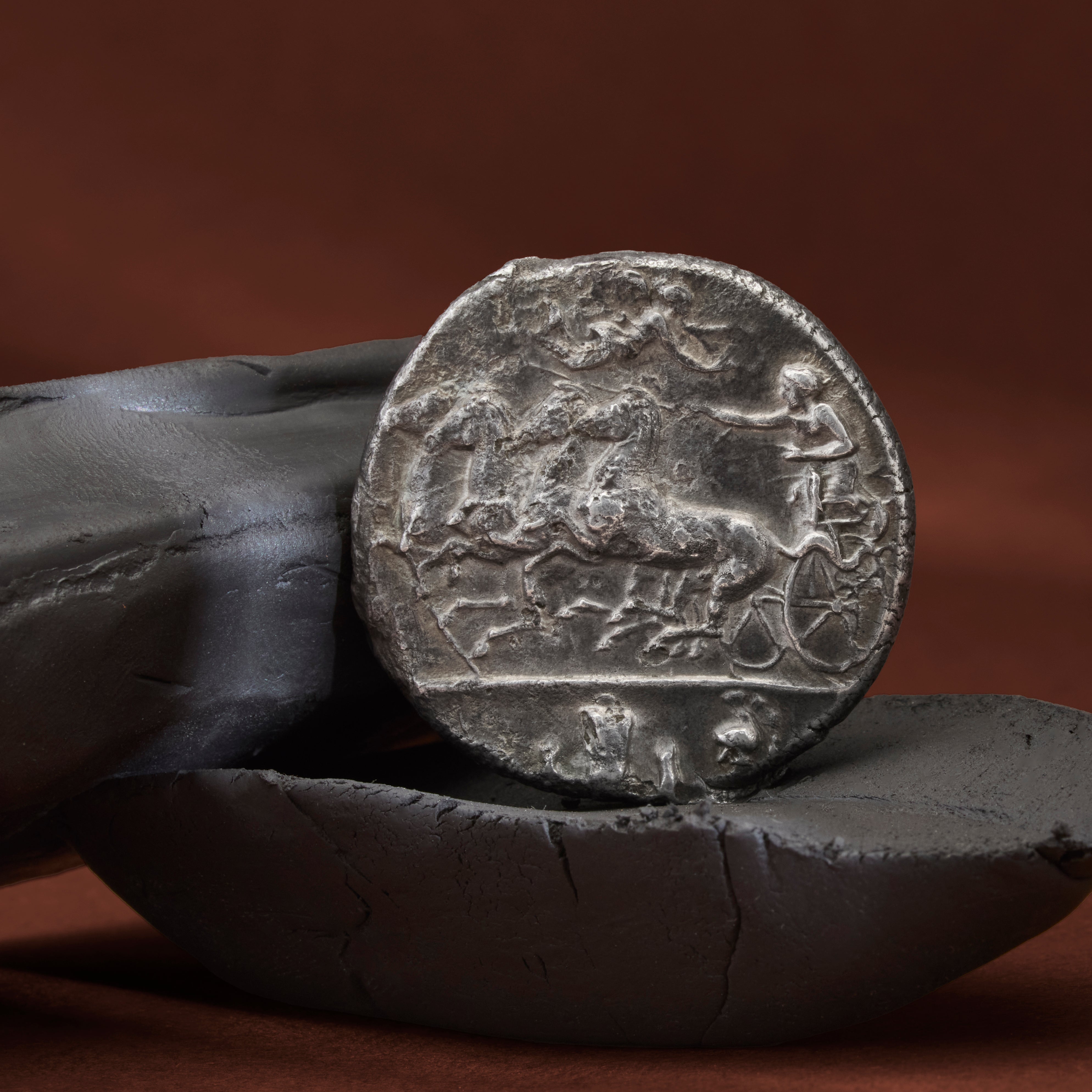 Sicily, Decadrachm, 405-367 BC, Syracuse, Signed work by Euainetos, Argento, MB