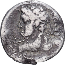 Roman Republic, Caesia, Denarius, 112-111 BC, Rome, Silver, VF(20-25)