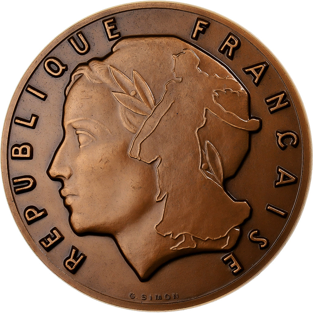 Francia, medaglia, Offert par Edwige Avice, Secrétaire d'Etat auprès du