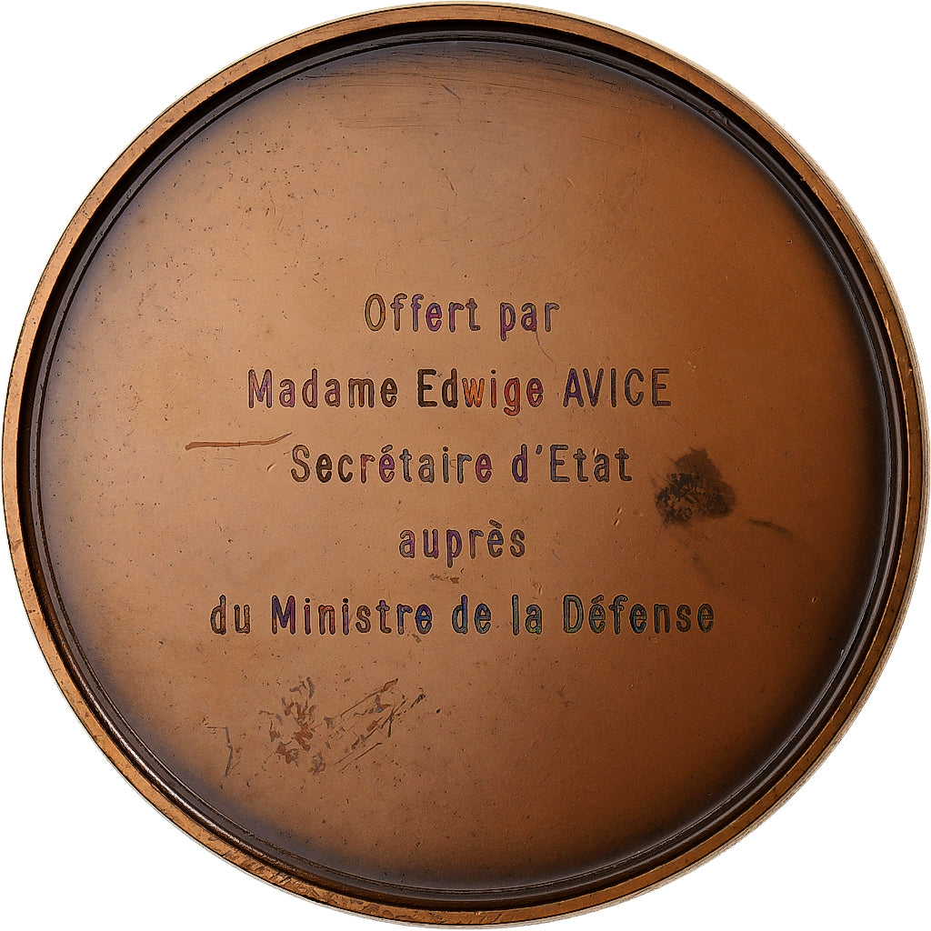 Francia, medaglia, Offert par Edwige Avice, Secrétaire d'Etat auprès du