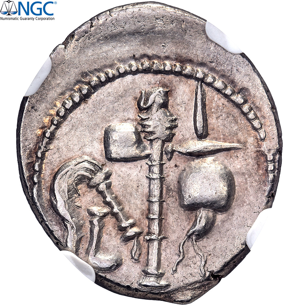 Julius Caesar, Denarius, 49-48 BC, Military mint, Silver, NGC, Ch AU 4/5-5/5