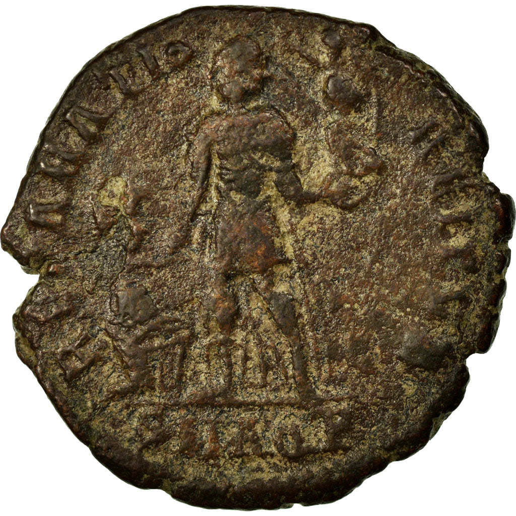 Gratian, Nummus, Aquileia, Copper, EF(40-45), Cohen:30