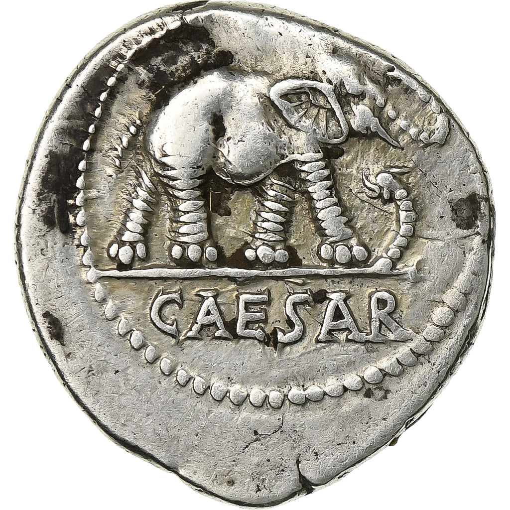 Julius Caesar, Denarius, 49-48 BC, Military mint, Silver, AU(50-53)