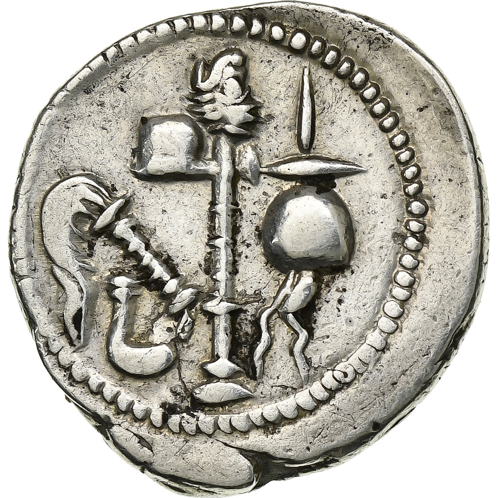 Julius Caesar, Denarius, 49-48 BC, Military mint, Silver, AU(50-53)