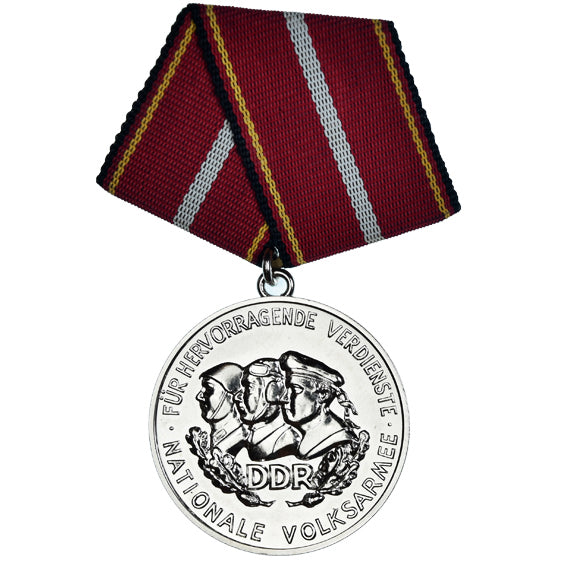 République démocratique allemande, Mérite de l'Armée Nationale Populaire