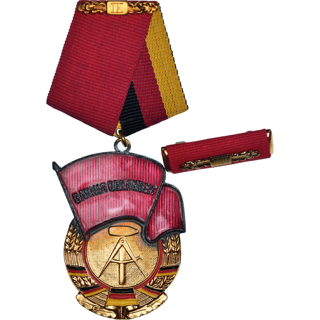 GERMAN-DEMOCRATIC REPUBLIC, Ordre du Drapeau du Travail, Medal, Undated (1954)