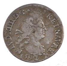 FRANCE, 4 Sols aux 2 L, 4 Sols, 1692, Paris, VF(20-25), Silver, Gadoury #106,...