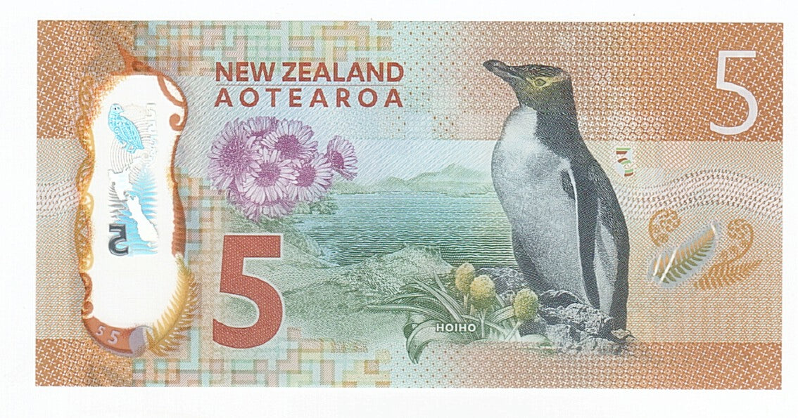 Banknote, New Zealand, 5 Dollars, 2015, UNC(65-70)