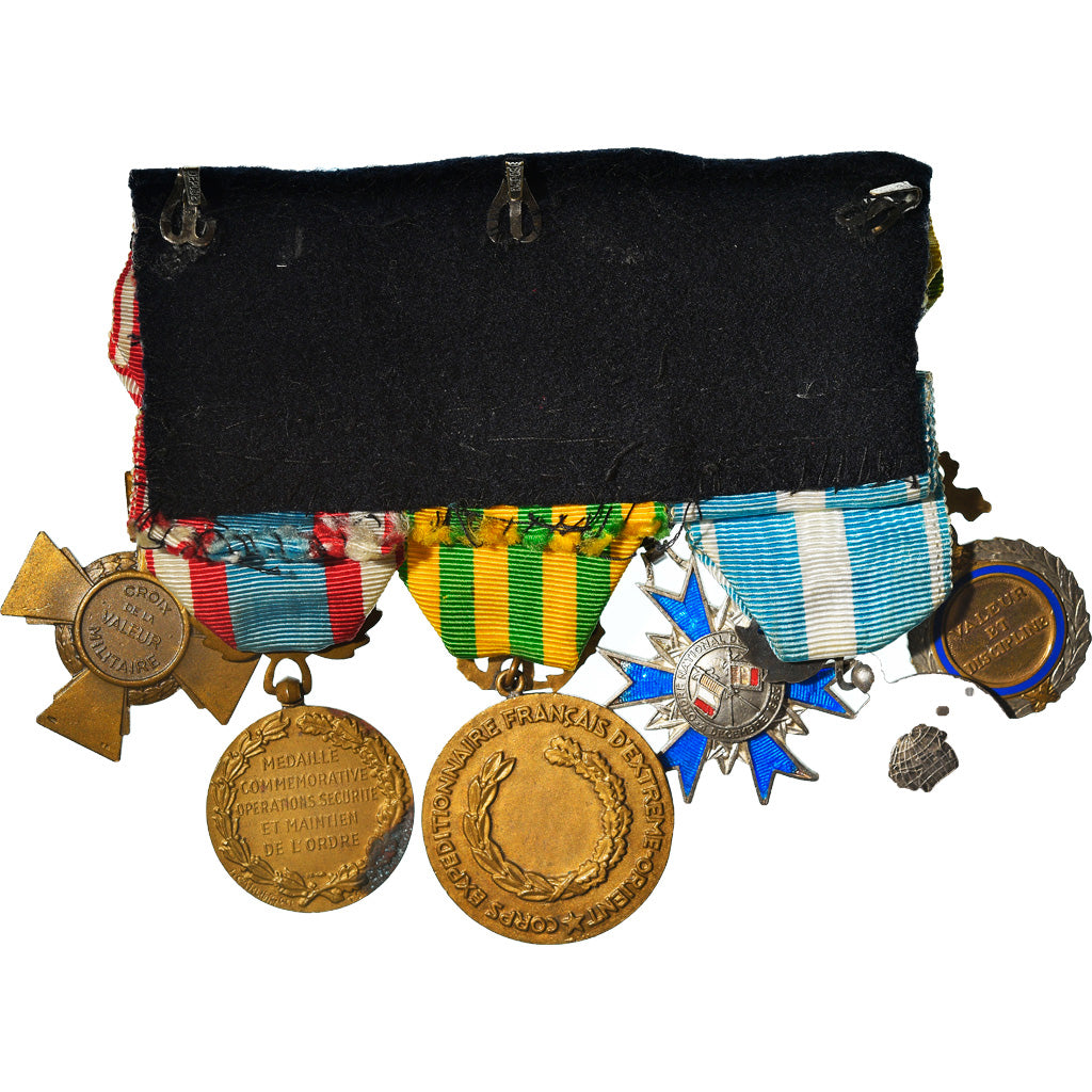 France, Placard de Décorations Coloniales, Indochine, WAR, Medal, Excellent