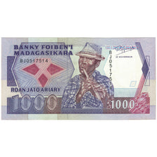 Banknote, Madagascar, 1000 Francs, AU(55-58)
