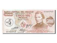 Uruguay, 5 Nuevos Pesos on 5000 Pesos, 1975, KM #57, UNC(63), 07048096A