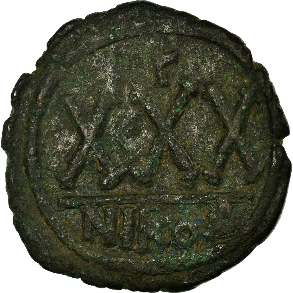 Coin, Tiberius II Constantine, 30 Nummi, Nicomedia, VF(30-35), Copper, Sear:442