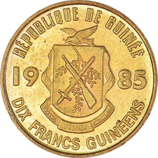 Moneta, Gwinea, 10 Francs, 1985, AU(50-53), Mosiądz powlekany stalą, KM:52