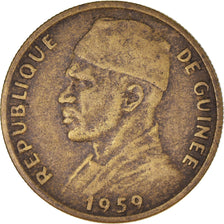 Monnaie, Guinée, 10 Francs, 1959, TB+, Bronze-Aluminium, KM:2