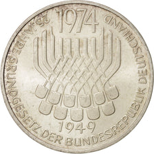 GERMANY - FEDERAL REPUBLIC, 5 Mark, 1974, Stuttgart, Germany, MS(63), KM:138