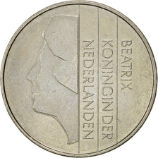Coin, Netherlands, Beatrix, 2-1/2 Gulden, 1983, AU(50-53), Nickel, KM:206