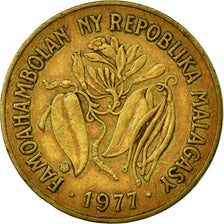 Coin, Madagascar, 10 Francs, 2 Ariary, 1977, Paris, EF(40-45), Aluminum-Bronze