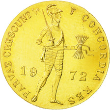 Coin, Netherlands, Beatrix, Ducat, 1972, St. Petersburg, MS(60-62), Gold