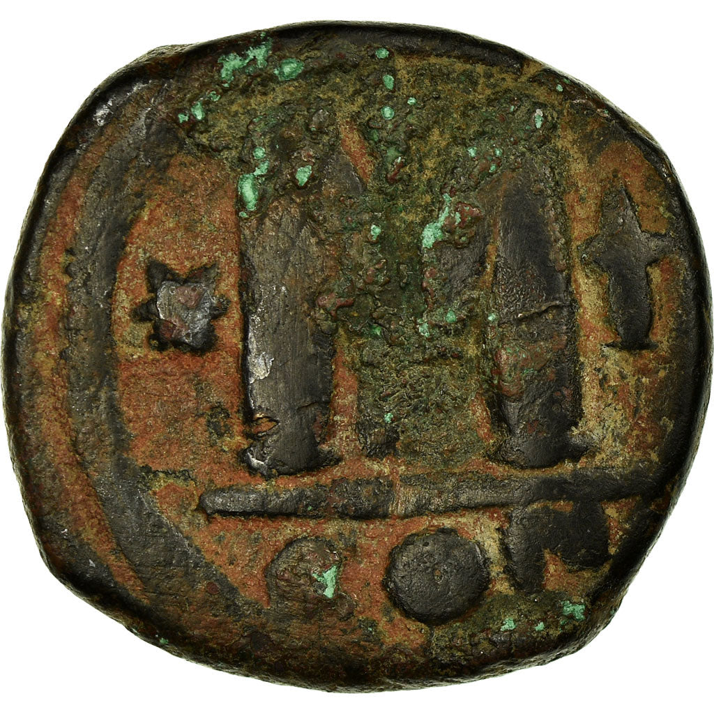 Coin, Justinian I, Follis, 527-532, Constantinople, VF(30-35), Copper, Sear:158