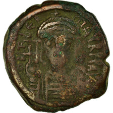 Coin, Maurice Tiberius, Follis, 582-583, Constantinople, VF(30-35), Copper