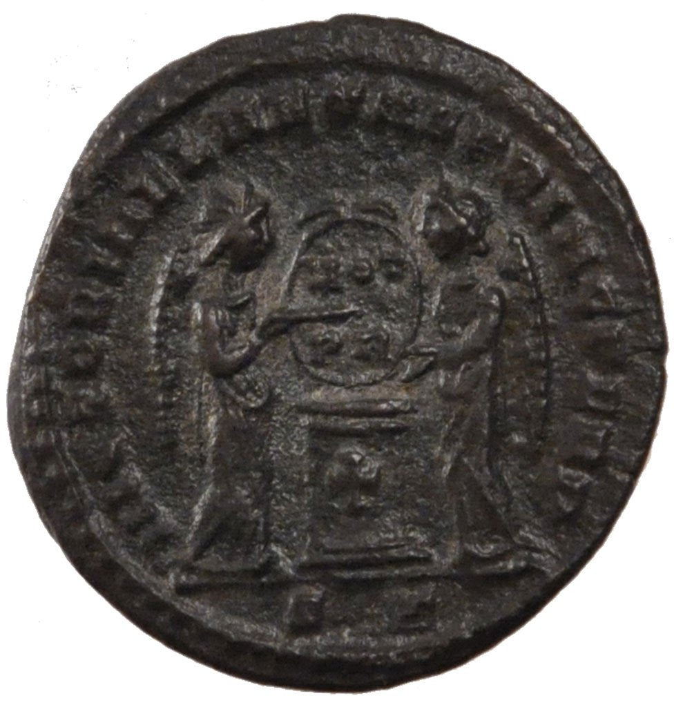 Constantine I, Nummus, AU(55-58), Copper, Cohen #640, 2.70