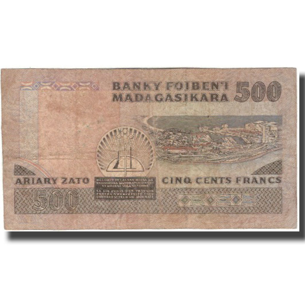 Banknote, Madagascar, 500 Francs = 100 Ariary, KM:71a, VF(20-25)