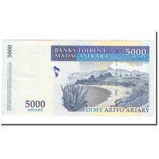 Banknot, Madagascar, 5000 Ariary, 2003, KM:91b, EF(40-45)