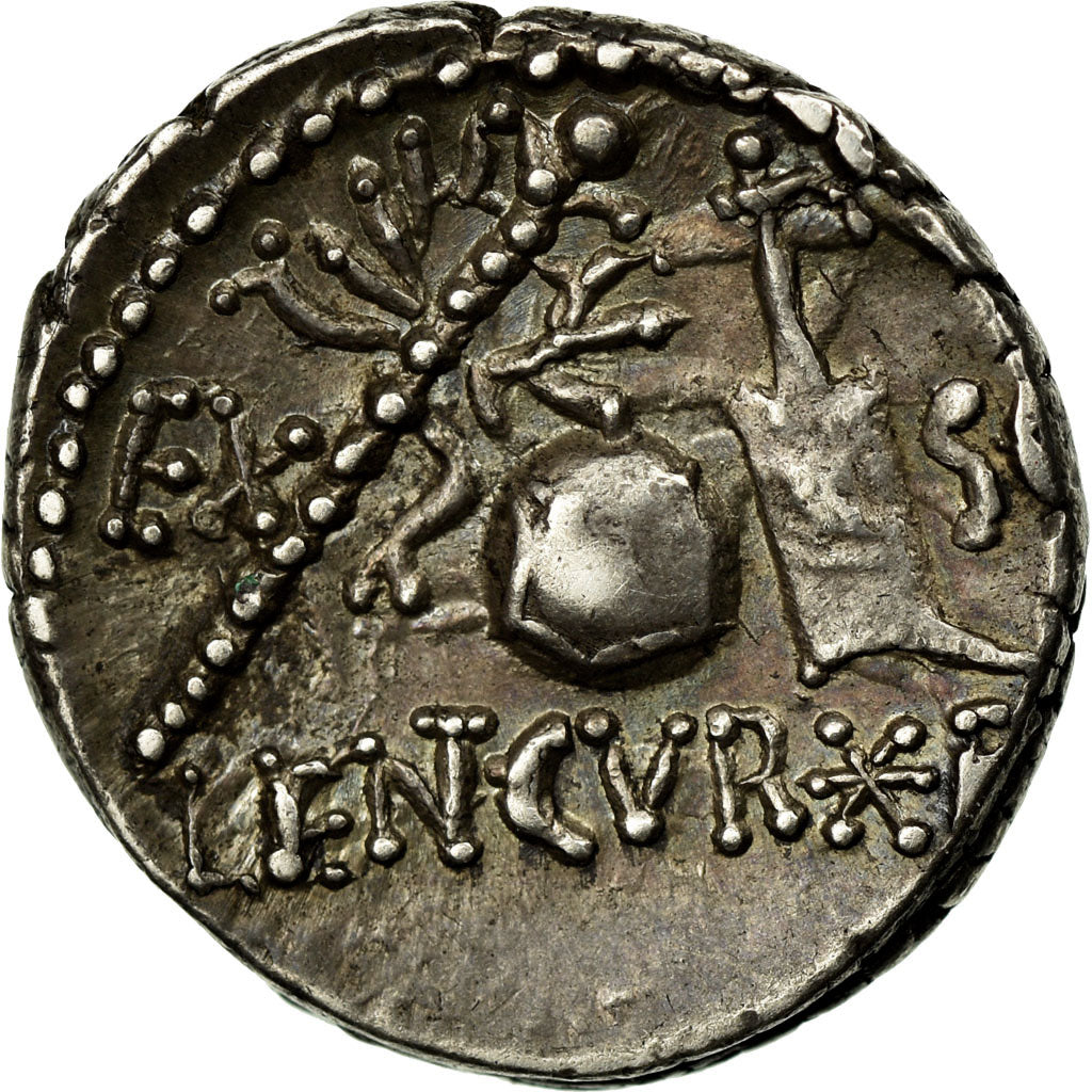 Monnaie, Cornelia, Denier, 76 BC, Atelier incertain, SUP+, Argent, Babelon:54