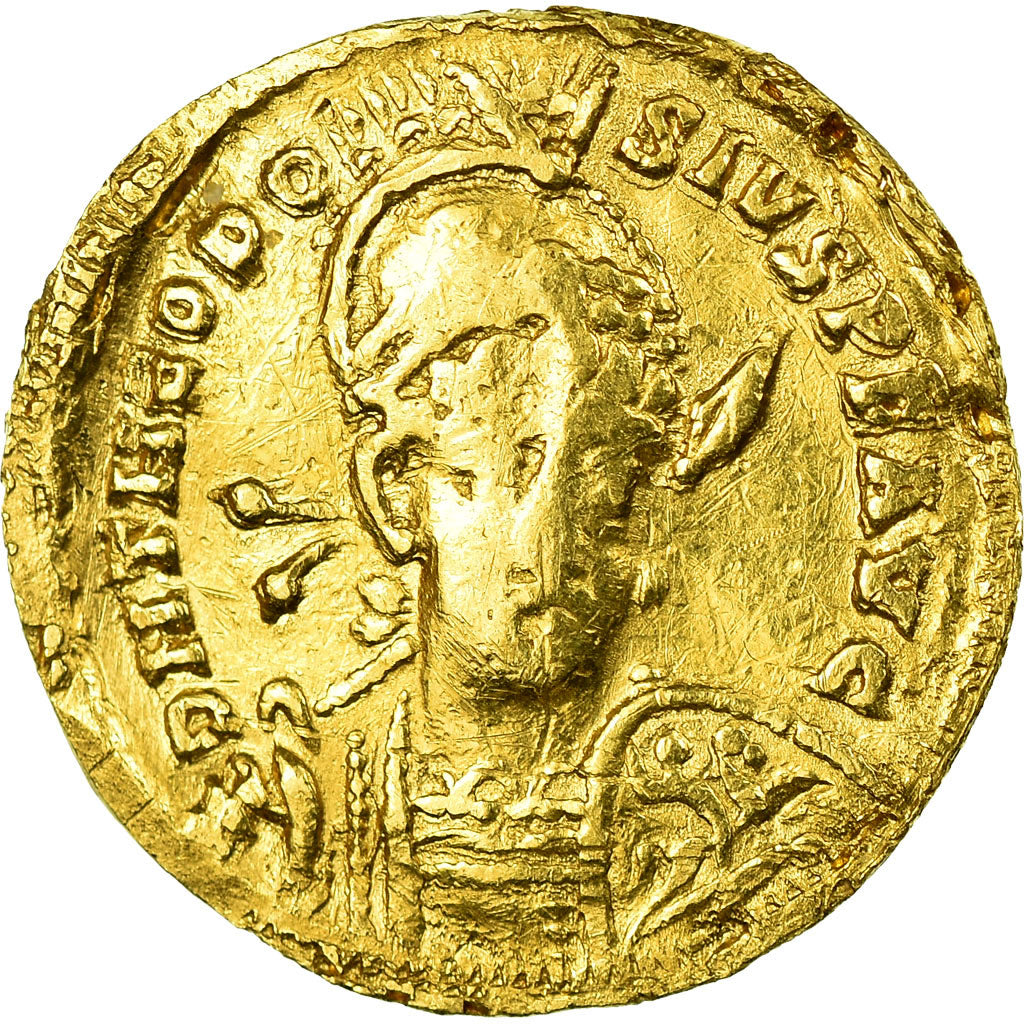 Coin, Theodosius II, Solidus, Constantinople, VF(20-25), Gold, RIC:232.2