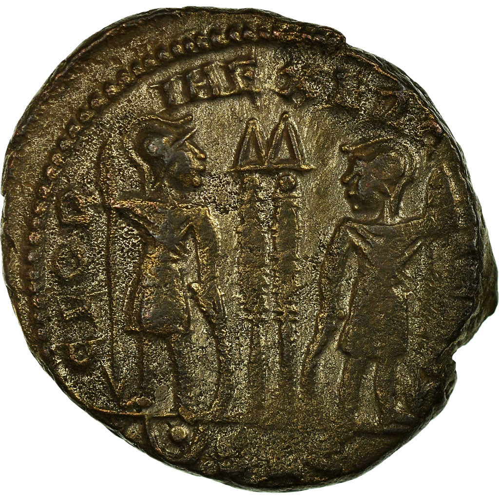 Coin, Constantine II, Follis, Lyon - Lugdunum, VF(30-35), Copper, RIC:244
