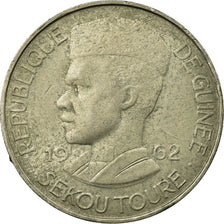Coin, Guinea, 10 Francs, 1962, EF(40-45), Copper-nickel, KM:6