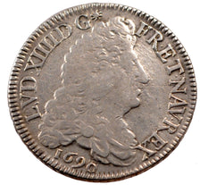 FRANCE, 1/2 Écu aux 8 L, 1/2 ECU, 1690, Paris, KM #273.1, VF(30-35), Silver, ...