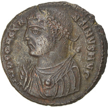 Coin, Constantine I, Nummus, 317-320, Kyzikos, AU(50-53), Copper, RIC:8