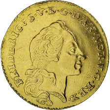 Coin, Denmark, Frederik V, 12 Mark, Ducat Courant, 1761, EF(40-45), Gold