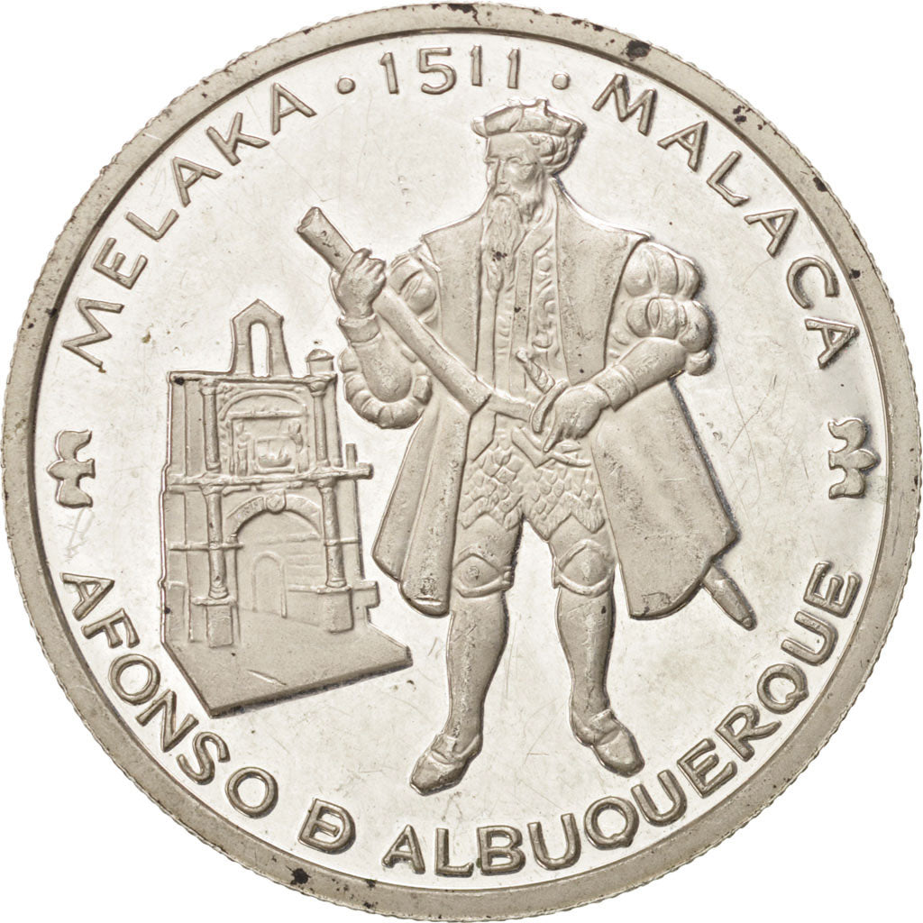 PORTUGAL, 200 Escudos, 1995, KM #681a, EF(40-45), Silver, 36, 26.71
