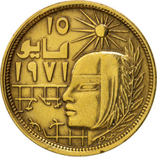 Egypt, 10 Milliemes, 1979, EF(40-45), Brass, KM:465